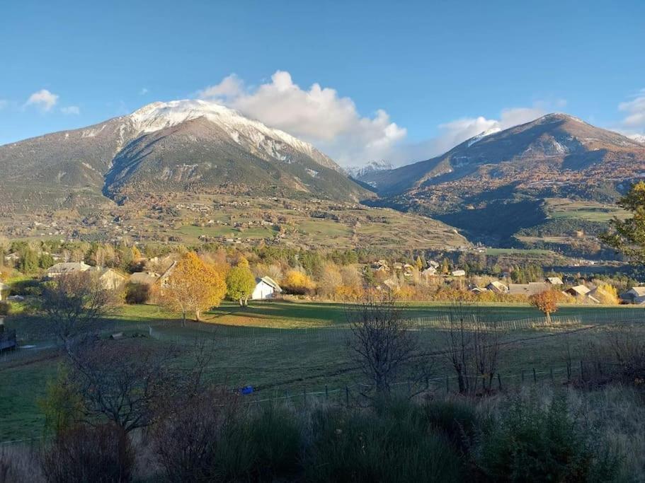 Gite Confort 15 Couchages, Vue Panoramique Montagne Hautes Alpes, Terrasses Embrun Eksteriør bilde