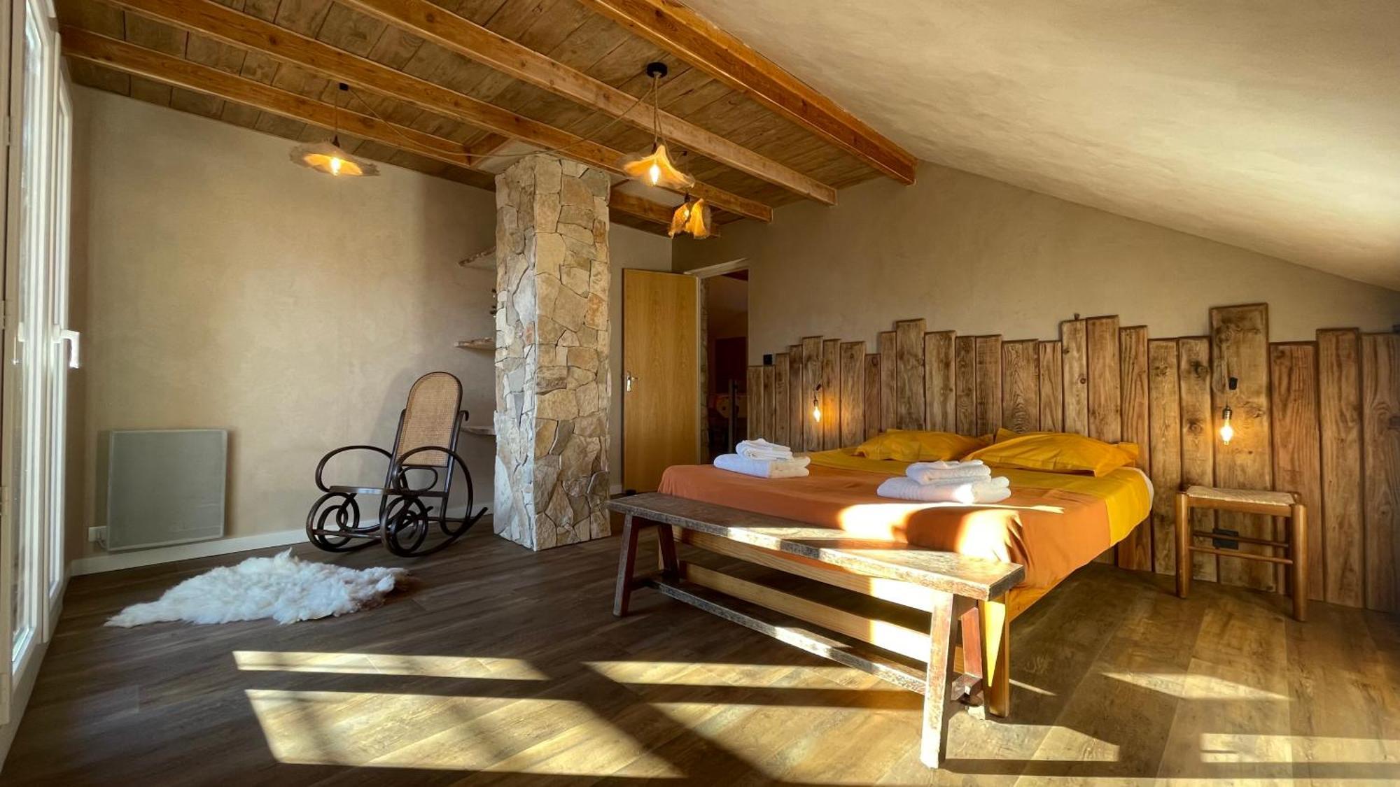Gite Confort 15 Couchages, Vue Panoramique Montagne Hautes Alpes, Terrasses Embrun Eksteriør bilde